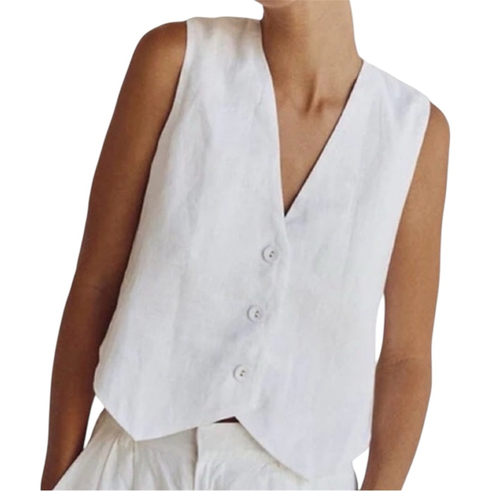 DISSH White Sleeveless V-Neck Button Front Vest